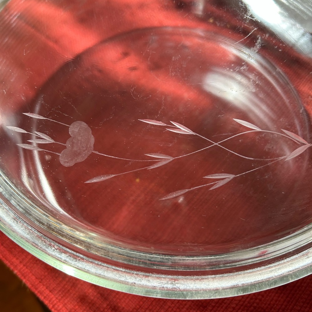 Vintage Simax 3 quart floral etched crystal casserole dish with lid! - Picture 3 of 7